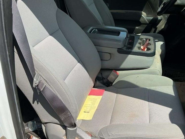 2017-chevrolet-silverado-1500-image-5