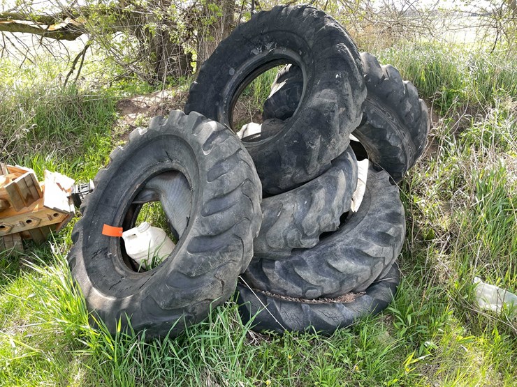 #5604-•-(6)-excavator-tires-image-1