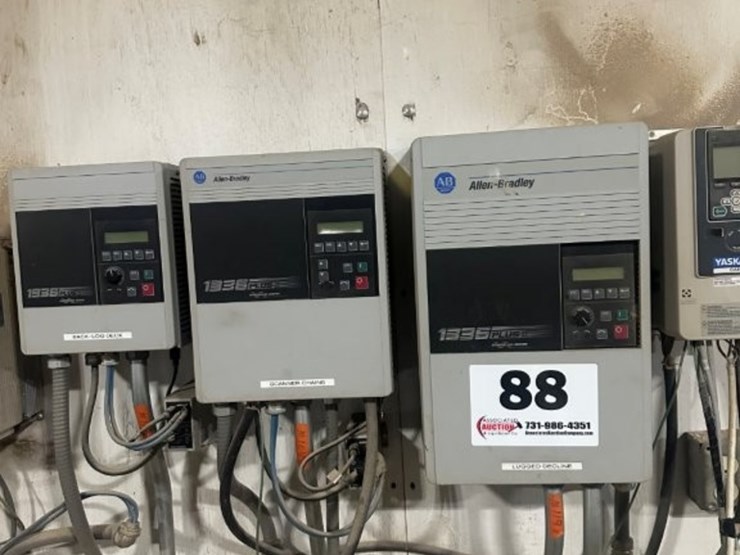 (4)-alled-bradley-mdl-1336-plus-2-vfd's-5-20hp-image-1