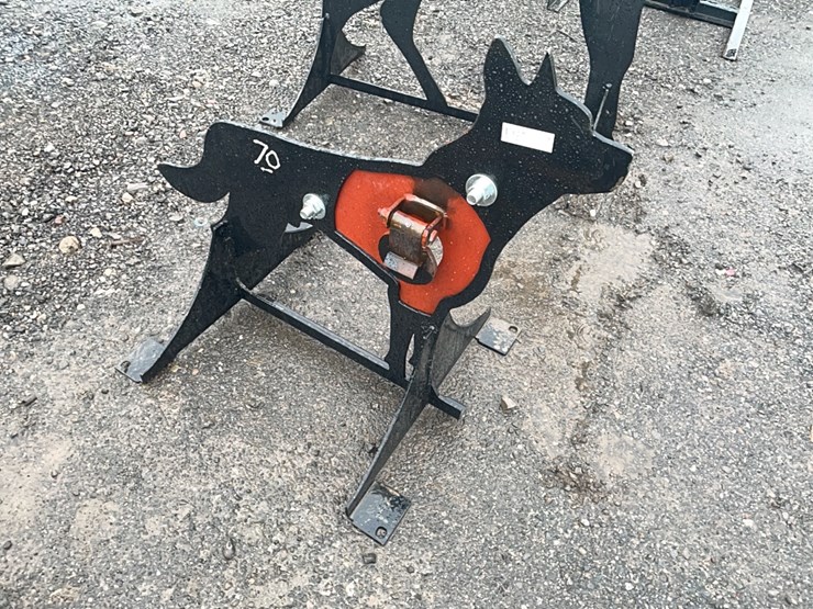 new-3/8in.-ar500-steel-coyote-shooting-target-new-support-equipment-image-1