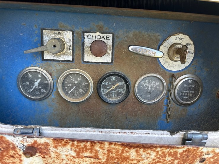 #10-•-grimmer-schmidt-air-compressor-w/-ford-motor-image-3