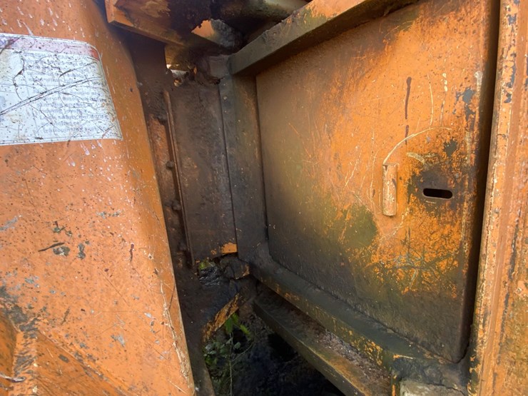 #3-•-390-rex-trash-compactor-image-123