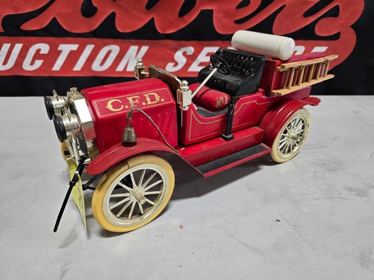 #78-•-mccormick-fire-truck-decanter-image-2