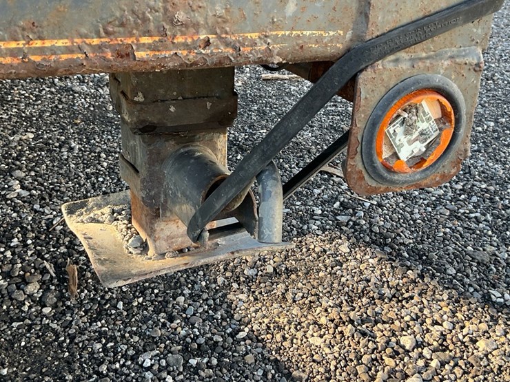 2016-load-trail-dump-image-11