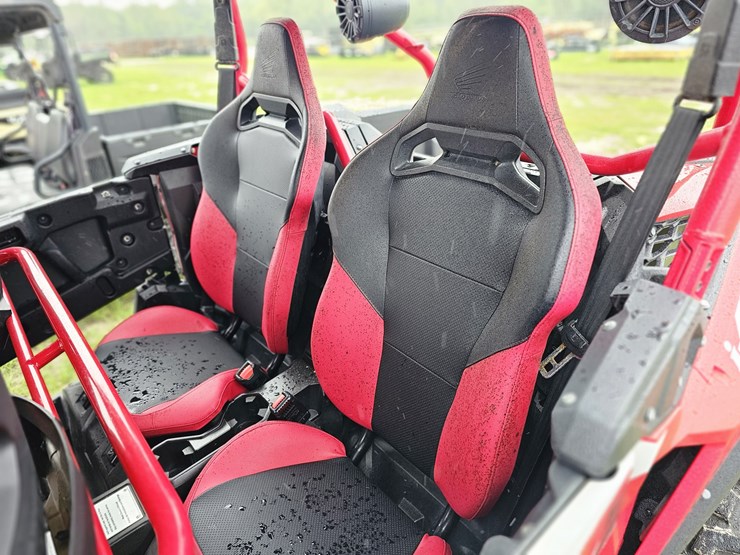 2021-honda-talon-4-image-7