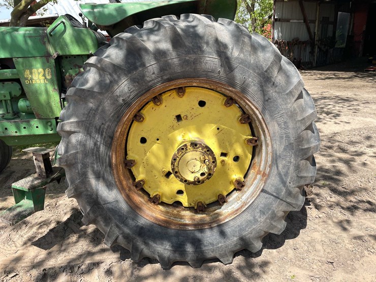 john-deere-4020-image-14