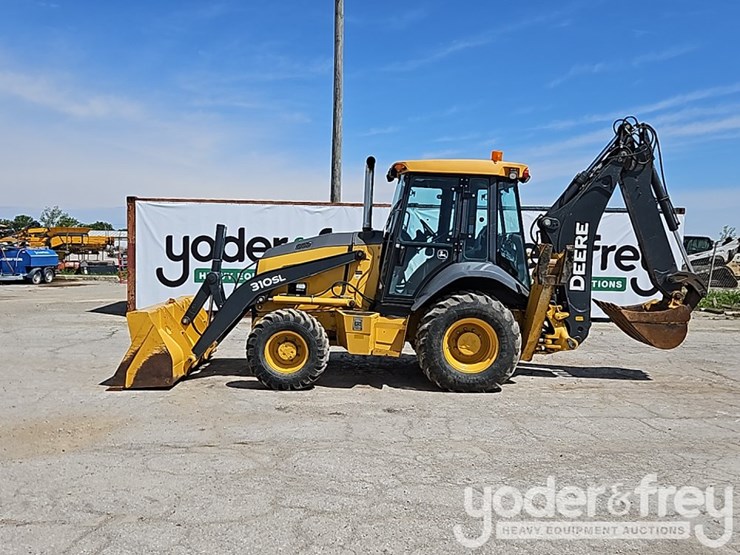 2018-deere-310sl-image-1