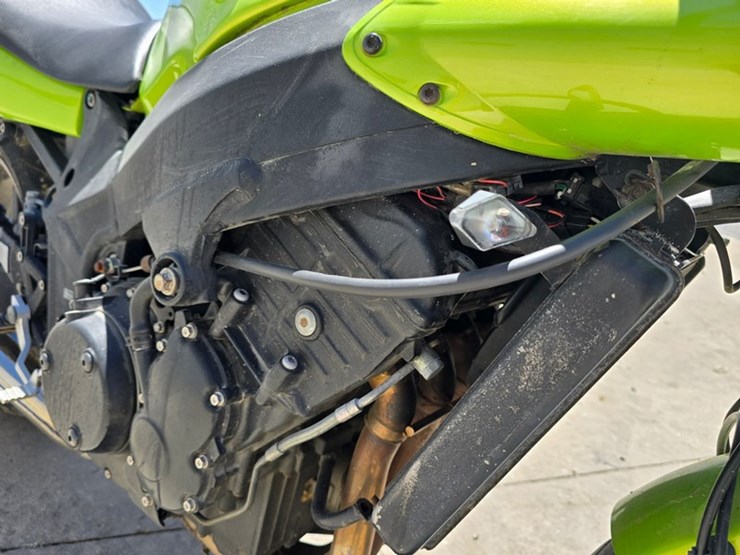#414-•-2003-triumph-speed-4-crotch-rocket-image-13
