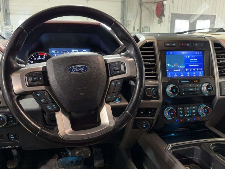 2020-ford-f250-image-17