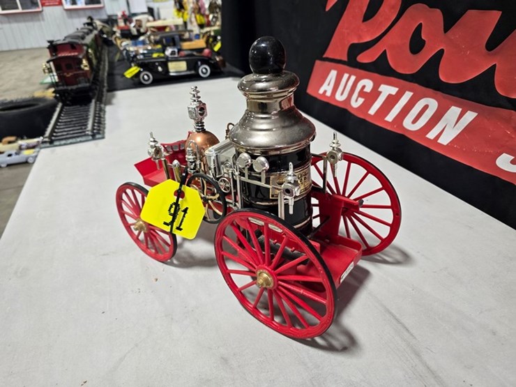 #91-•-fire-wagon-decanter-image-4