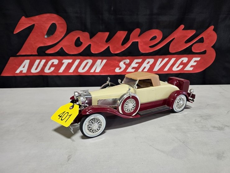 #401-•-jim-beam-1935-duesenberg-convertible-decanter-image-1