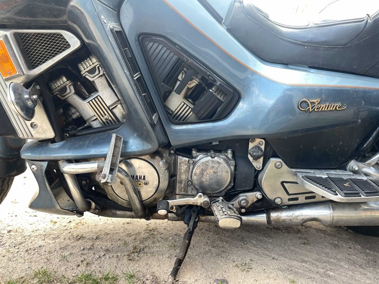 #5573-•-1987-yamaha-venture-motorcycle-image-22