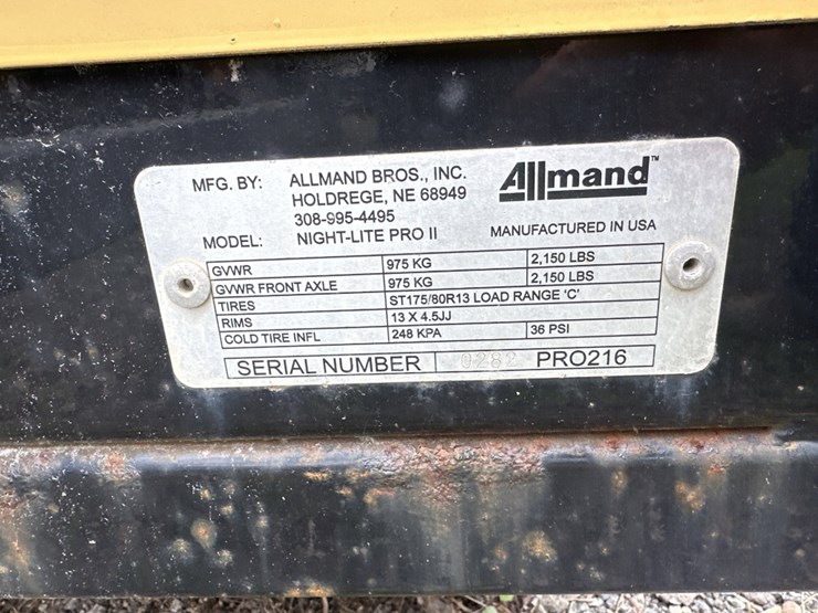 2016-caterpillar-c11-image-2