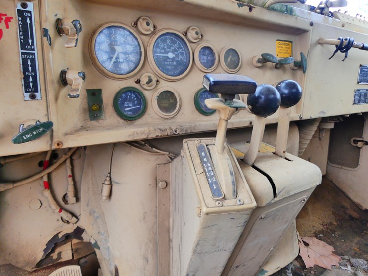 1984-amge-army-truck-image-13