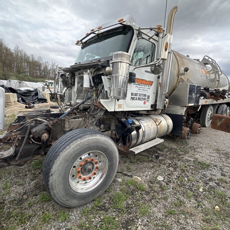 2014 INTERNATIONAL PAYSTAR 5900I