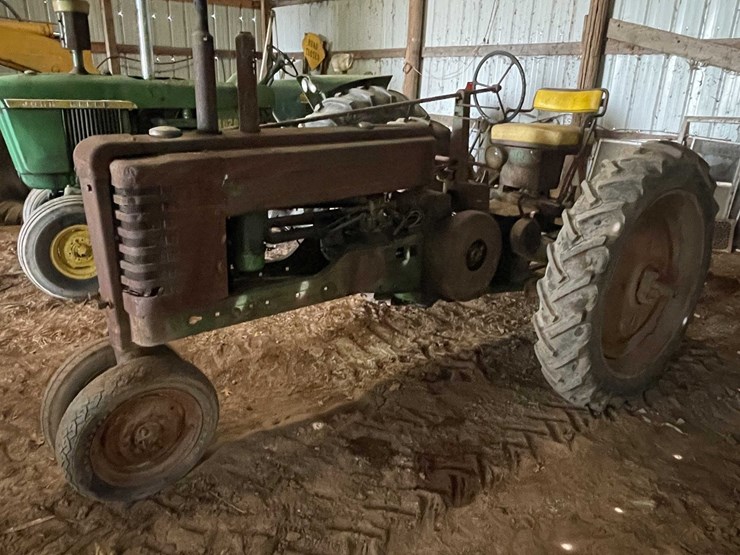 john-deere-b-image-7