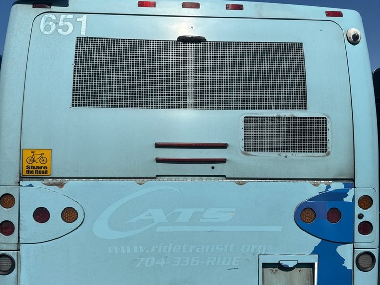 2007-gillig-low-floor-image-10
