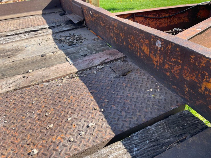 #5575-•-heavy-duty-trailer-image-35