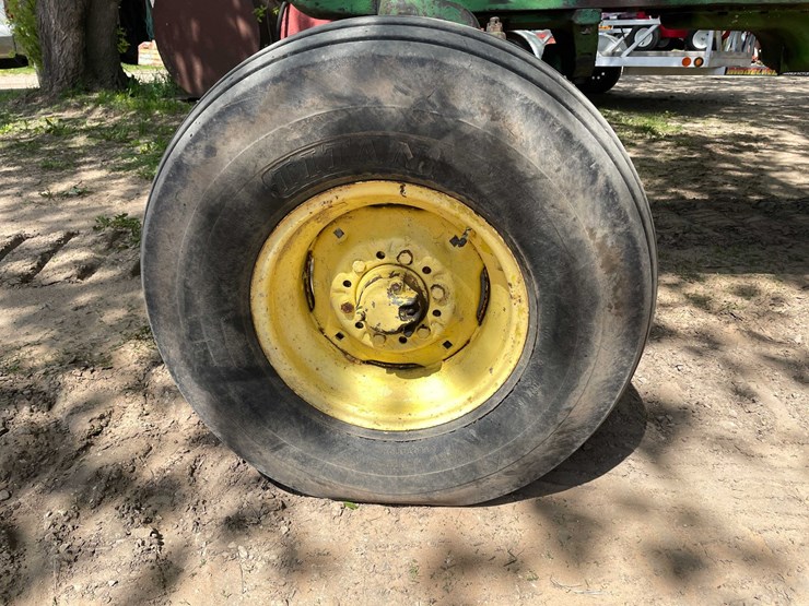 john-deere-4020-image-9