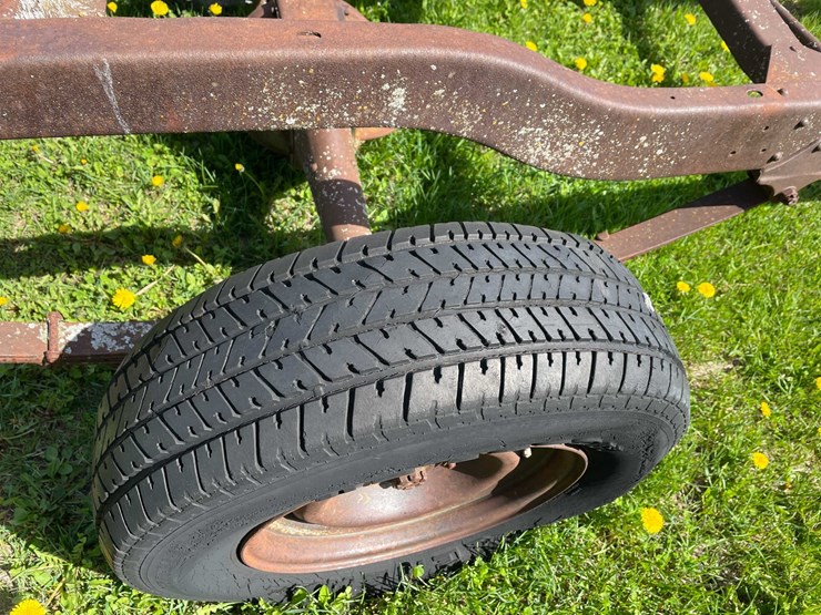 #5596-•-vintage-2-axle-car-frame-image-18