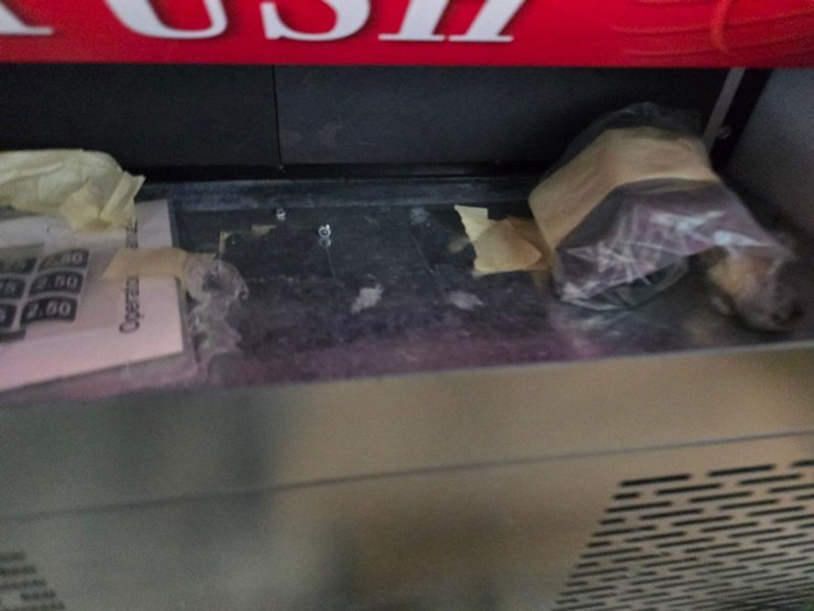 #68-•-seaga-3200-vending-machine-image-8
