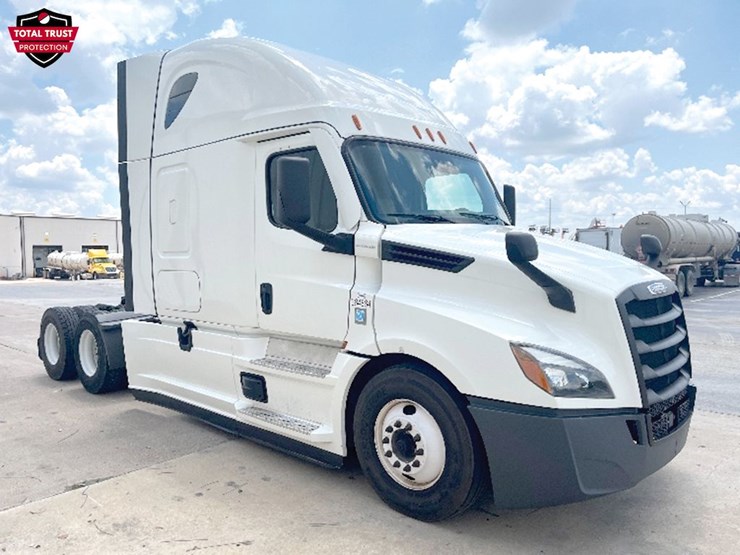 2022-freightliner-cascadia-126-image-1