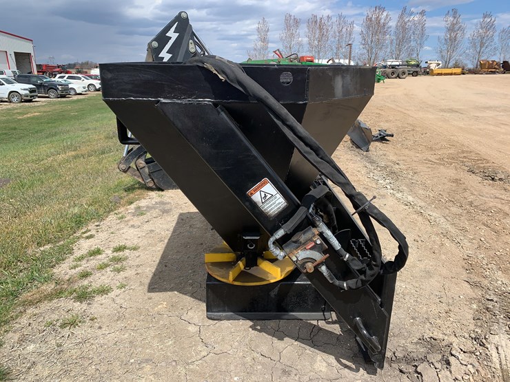 erskine-skid-steer-salt-spreader-image-4