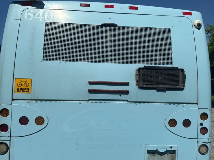 2007-gillig-low-floor-image-10