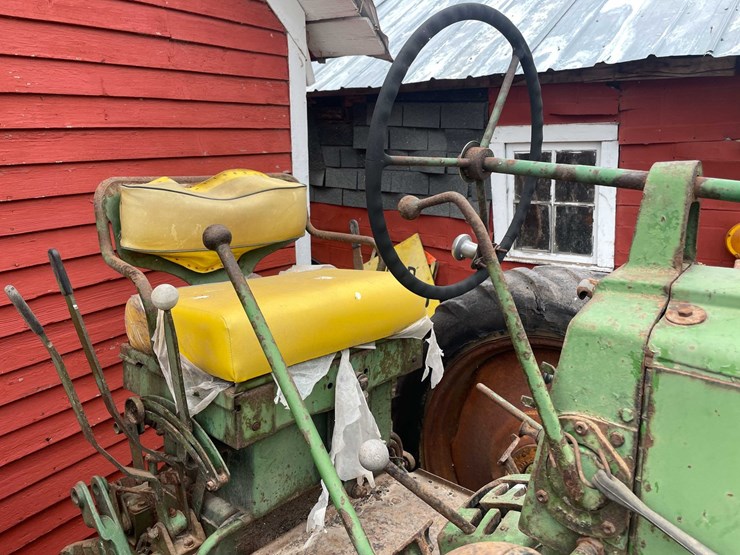 john-deere-720-image-16