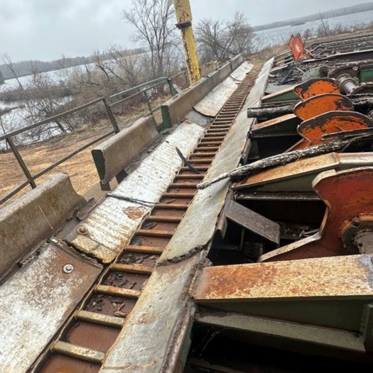 36ft Log Trough Conveyor with 12inch Ladder Back Chain and Electric Drive