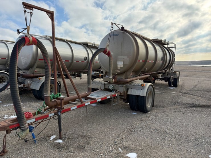 2011-brenner-tank-trailer-image-1