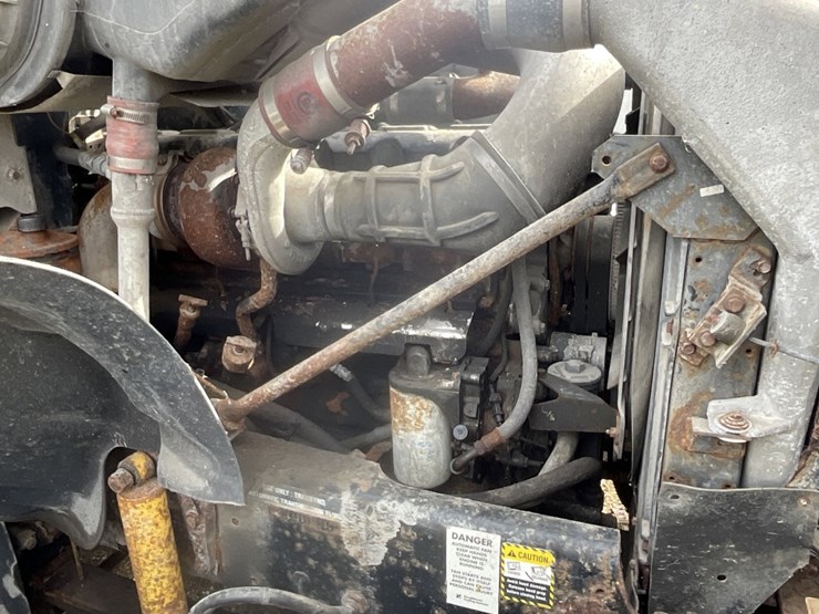 2006-mack-cv713-image-10