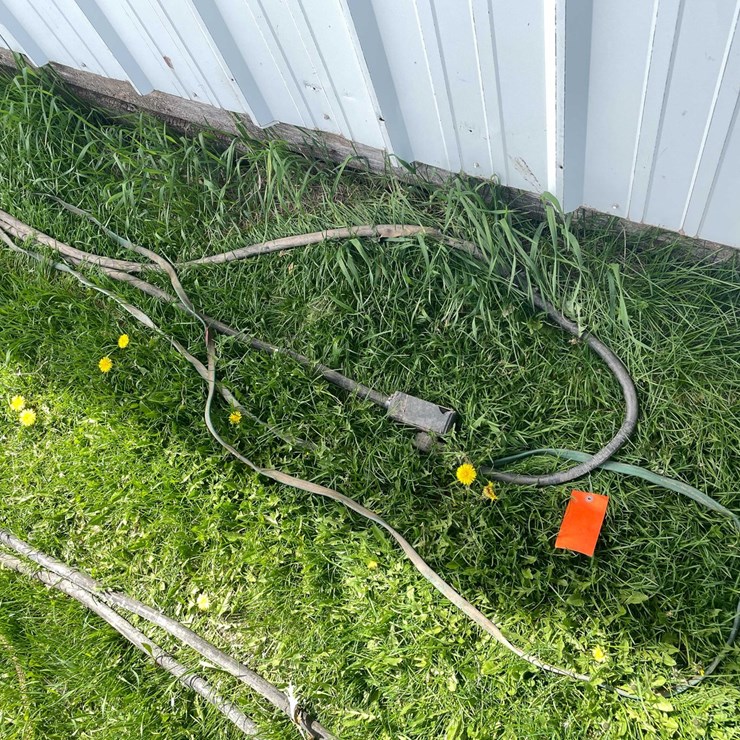 #5629 • (2) Cables