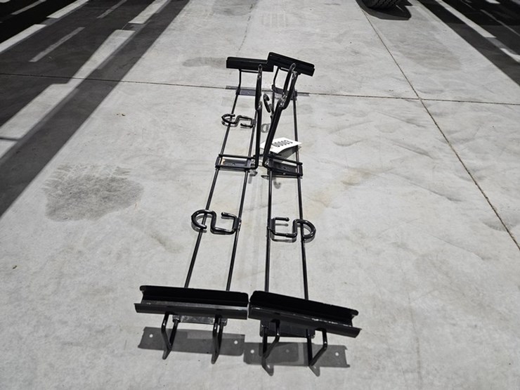 #3-•-2-wall-mount-storage-racks-image-4