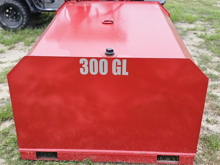 x-star-300-gal-fuel-tank-image-4