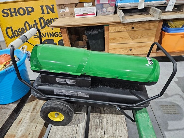 #35-•-john-deere-space-heater-image-5