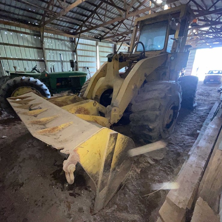 #5557 • Hough 120 payloader