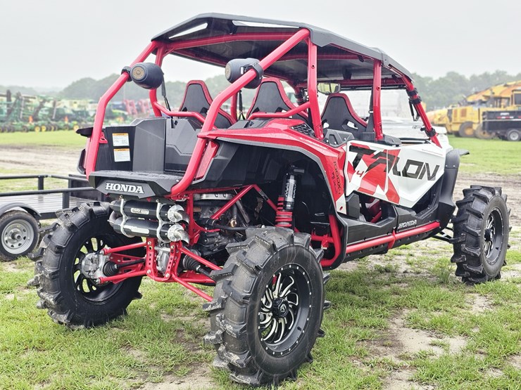 2021-honda-talon-4-image-3