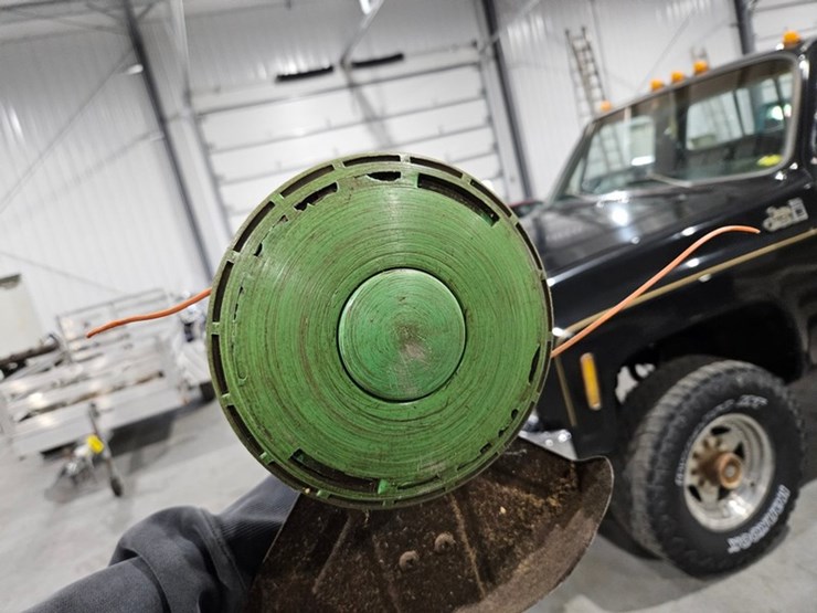 #12-•-john-deere-3000j-string-trimmer-image-11