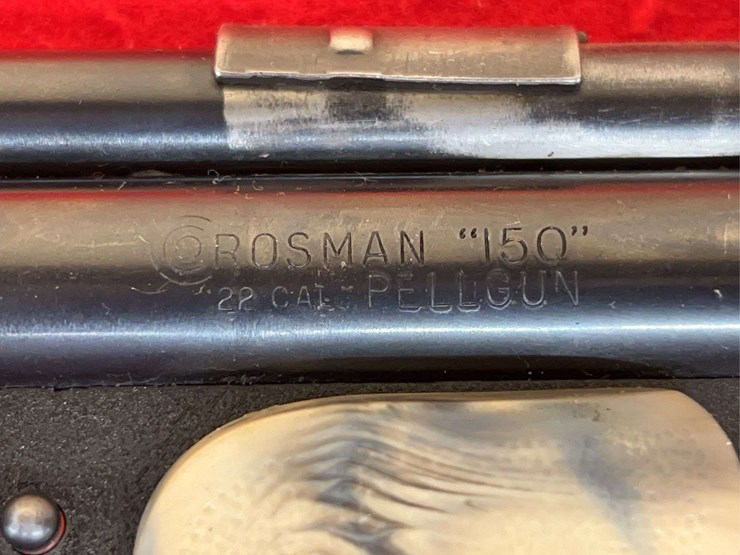 crosman-150-.22-caliber-co2-pellgun-pistol-with-accessories-image-8