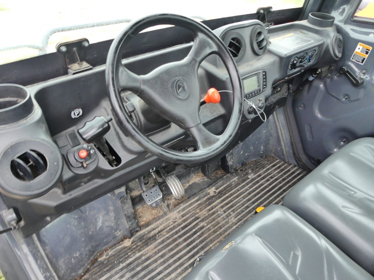 2015-kubota-rtv-x1100c-image-11