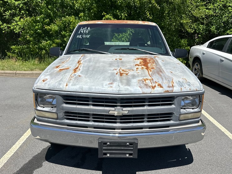 #6-•-1995-chevy-truck-image-3