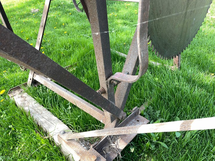 #5620-•-tilt-table-belt-driven-36"-saw-image-15