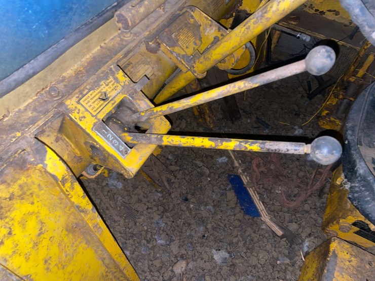 #5557-•-hough-120-payloader-image-68