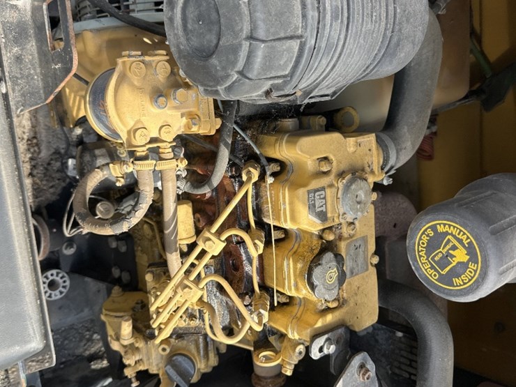 2014-caterpillar-c11-image-2