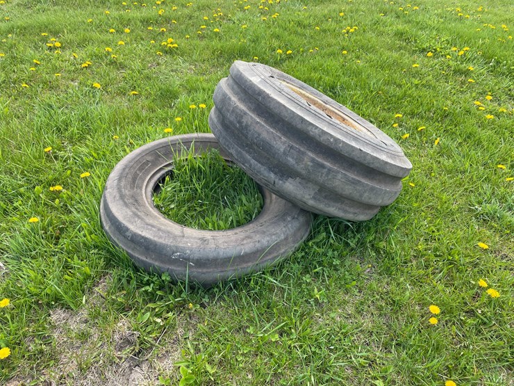 #5590-•-(2)-tires-image-2