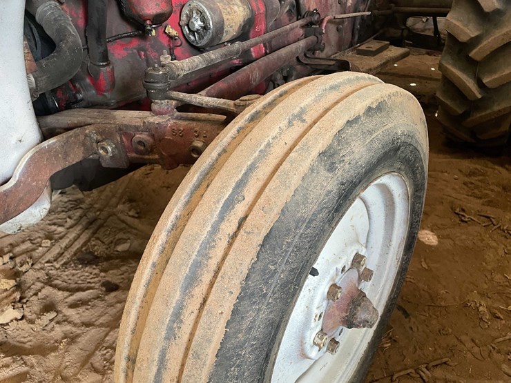 ford-tractor-image-47