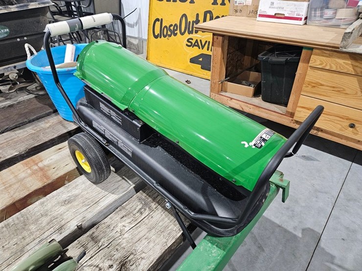 #35-•-john-deere-space-heater-image-6