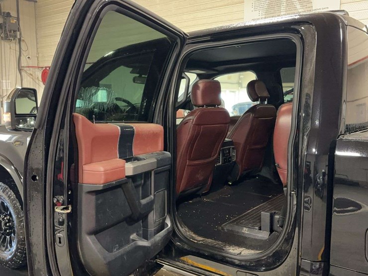 2020-ford-f250-image-12
