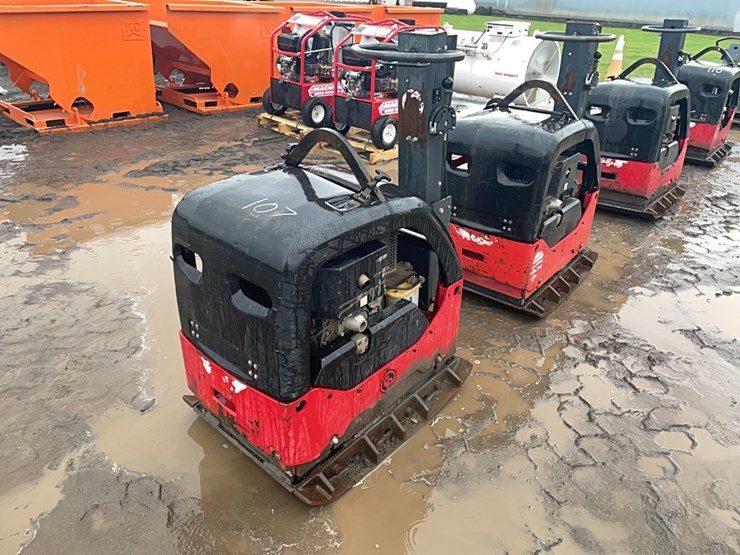 2018-atlas-copco-mv500-reversible-plate-compactor-support-equipment-sn:bgf132826-image-1